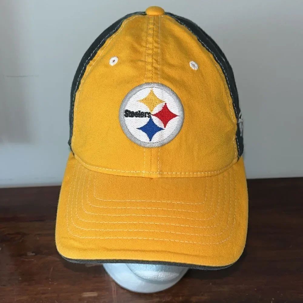 Gold & black Reebok Pittsburgh Steelers sewn Helmet back nfl cap hat